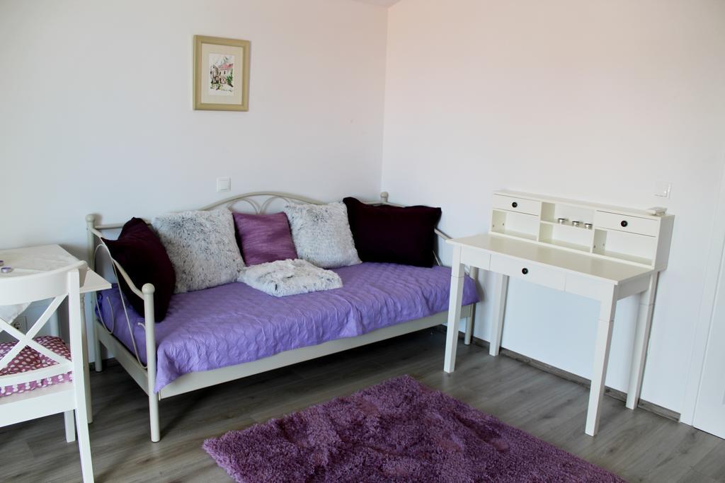 Adriona With Parking Makarska